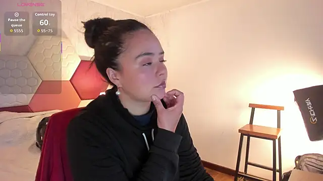 ArielleWilde online show from 11/04/25, 02:43