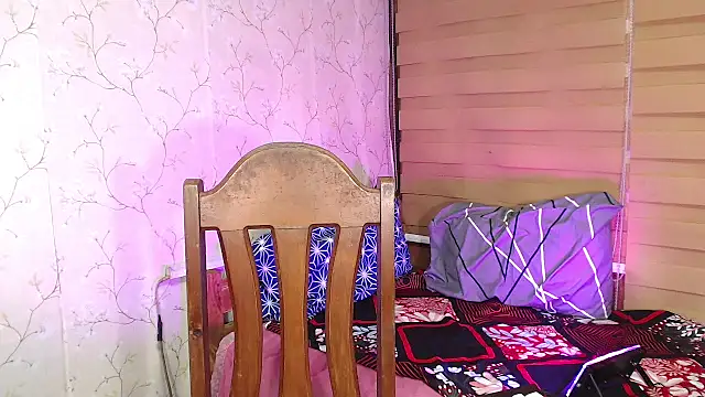 TssluttyNikka online show from 09/10/25, 02:17