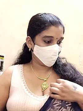 amelia-rani online show from 10/08/25, 04:48