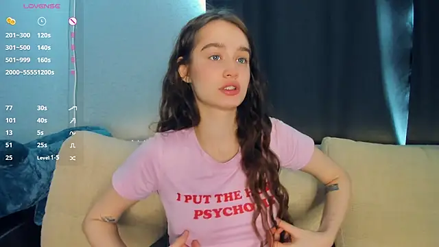 Snapshot of lovelyalivia chatting on 03/26/26, 08:31 lovelyalivia online show from 03/26/26, 08:31