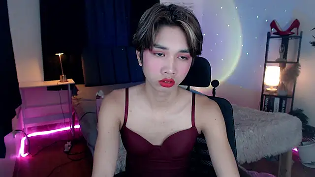 Lavictoriathegreat online show from 11/24/25, 06:18