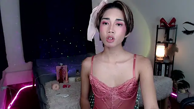 Lavictoriathegreat online show from 12/19/25, 06:15