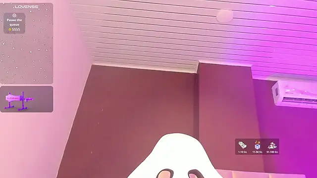 Snapshot of fallon_08 chatting on 11/28/25, 08:22 fallon 08 online show from 11/28/25, 08:22