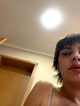 sweetchery999999 online show from 09/09/25, 03:44