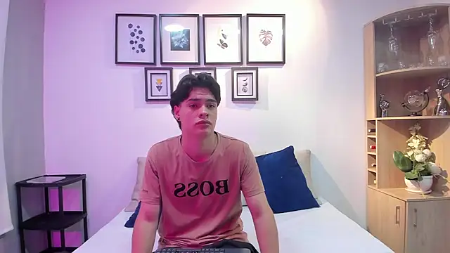 BenitoSaenz online show from 09/27/25, 12:43