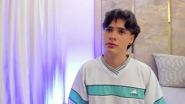 BenitoSaenz online show from 10/09/25, 03:04