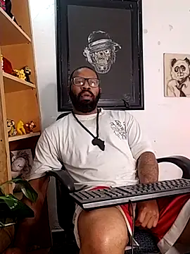 Snapshot of King_Malik chatting on 11/05/25, 10:48 King Malik online show from 11/05/25, 10:48