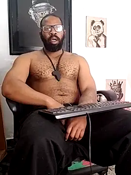 Snapshot of King_Malik chatting on 11/06/25, 01:56 King Malik online show from 11/06/25, 01:56