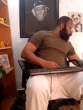 Snapshot of King_Malik chatting on 11/07/25, 10:48 King Malik online show from 11/07/25, 10:48