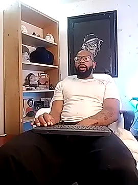 Snapshot of King_Malik chatting on 01/14/26, 12:33 King Malik online show from 01/14/26, 12:33