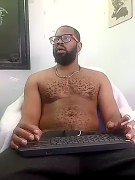 Snapshot of King_Malik chatting on 02/06/26, 03:37 King Malik online show from 02/06/26, 03:37