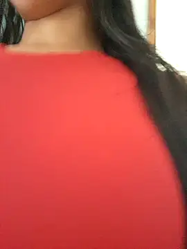 Snapshot of Luna_20x chatting on 11/30/25, 05:50 Luna 20x online show from 11/30/25, 05:50