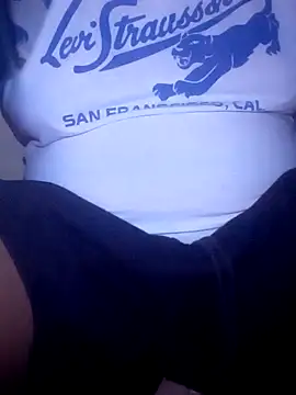 Snapshot of OnlyMoneyIwanT chatting on 10/05/25, 07:56 OnlyMoneyIwanT online show from 10/05/25, 07:56