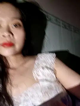 Snapshot of Thocon2k6 chatting on 03/25/26, 03:29 Thocon2k6 online show from 03/25/26, 03:29