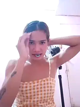 cute vanessa12 online show from 09/26/25, 05:17