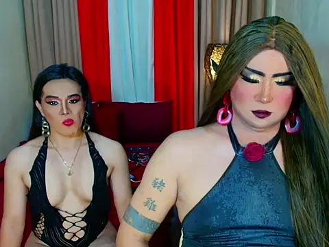 Snapshot of UnlimitedCumShow chatting on 05/19/26, 04:19 UnlimitedCumShow online show from 05/19/26, 04:19
