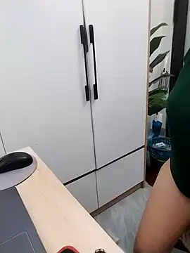 Mina luna online show from 09/21/25, 10:44