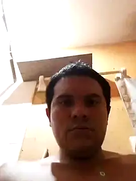 Snapshot of Luk909090 chatting on 10/19/25, 08:42 Luk909090 online show from 10/19/25, 08:42