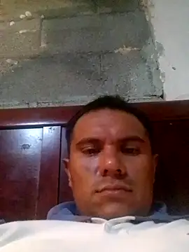 Snapshot of Luk909090 chatting on 11/17/25, 02:17 Luk909090 online show from 11/17/25, 02:17