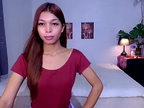 Missmooreexx online show from 10/22/25, 09:31