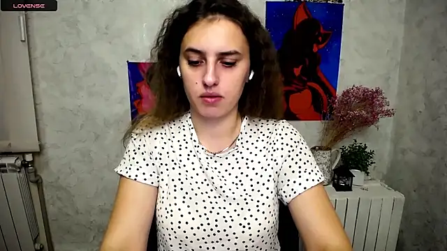 AmandaDimond  online show from 09/29/25, 07:57