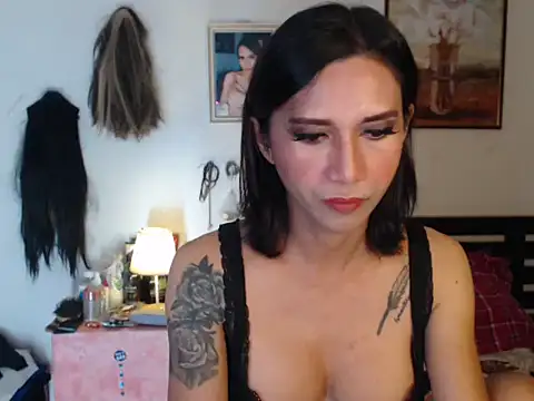 hottielicious slut69 online show from 02/19/26, 11:06