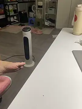 Snapshot of Mina048 chatting on 11/17/25, 07:58 Mina048 online show from 11/17/25, 07:58