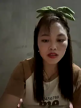 Snapshot of MychuSweet chatting on 11/15/25, 01:29 MychuSweet online show from 11/15/25, 01:29