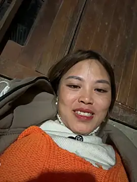 Snapshot of MychuSweet chatting on 12/05/25, 12:25 MychuSweet online show from 12/05/25, 12:25