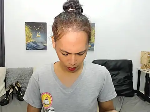 Snapshot of Savanna_White chatting on 10/29/25, 09:22 Savanna White online show from 10/29/25, 09:22