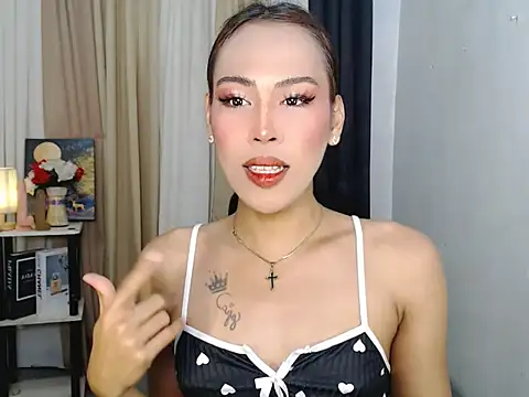 Snapshot of Savanna_White chatting on 12/03/25, 06:39 Savanna White online show from 12/03/25, 06:39