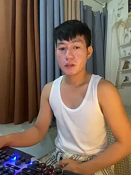 xshyboyx online show from 02/06/26, 03:00