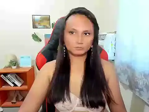 hella queen online show from 03/28/26, 10:53