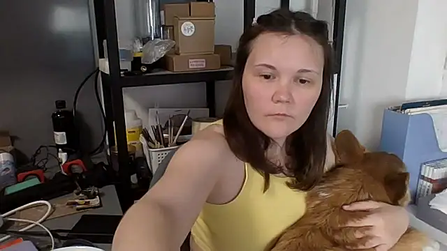 Qaynii online show from 10/30/25, 08:42