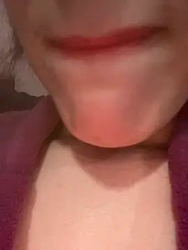 Mimisixo online show from 04/10/26, 10:36