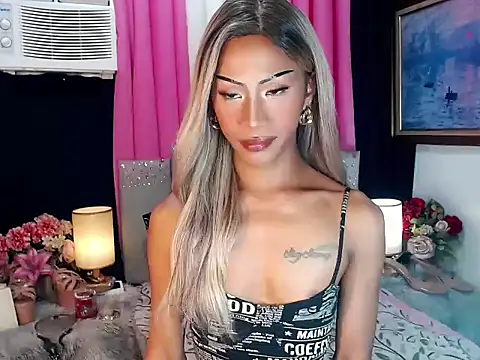 Snapshot of sassylatina chatting on 03/20/26, 05:18 sassylatina online show from 03/20/26, 05:18