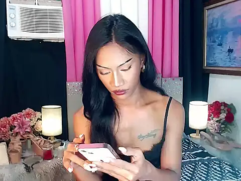 Snapshot of sassylatina chatting on 04/05/26, 04:37 sassylatina online show from 04/05/26, 04:37