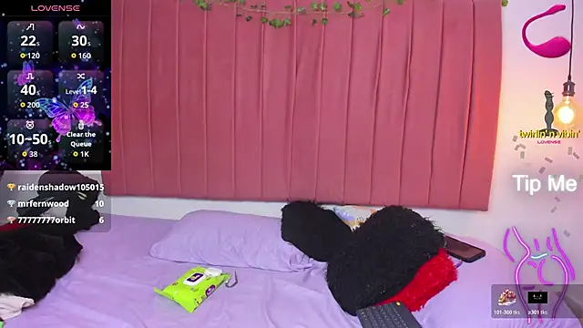 ana foxi online show from 04/13/26, 07:08