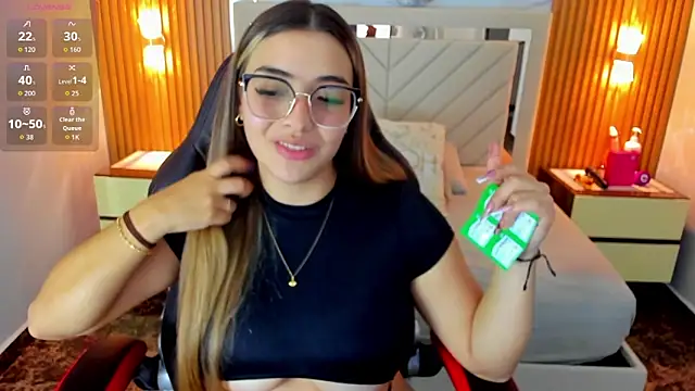 Snapshot of KYLIE_JONES6 chatting on 09/13/25, 03:06 KYLIE JONES6 online show from 09/13/25, 03:06