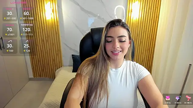 Snapshot of KYLIE_JONES6 chatting on 10/06/25, 02:42 KYLIE JONES6 online show from 10/06/25, 02:42