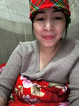 Ariana-Vy online show from 12/14/25, 12:43