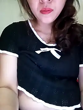 Snapshot of Ariana-Vy chatting on 03/22/26, 07:28 Ariana-Vy online show from 03/22/26, 07:28