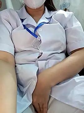 Snapshot of Ariana-Vy chatting on 04/01/26, 02:12 Ariana-Vy online show from 04/01/26, 02:12