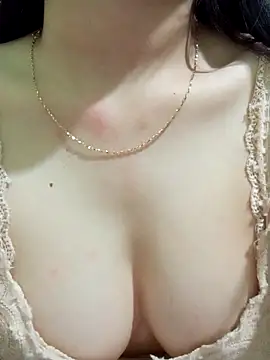 Mina-2468 online show from 10/28/25, 03:14