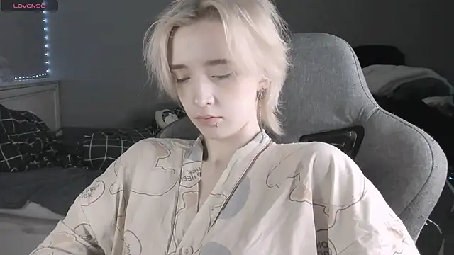 Snapshot of MelissaReis chatting on 03/14/26, 08:53 MelissaReis online show from 03/14/26, 08:53