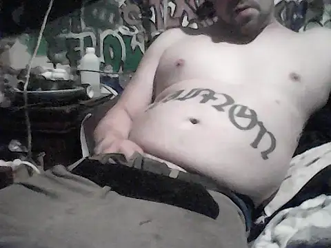 Twoslipperywhenwett online show from 11/28/25, 02:36