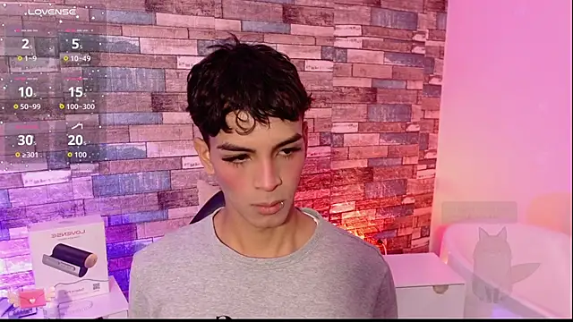 Snapshot of LIHIAN_TAY chatting on 10/03/25, 12:24 LIHIAN TAY online show from 10/03/25, 12:24