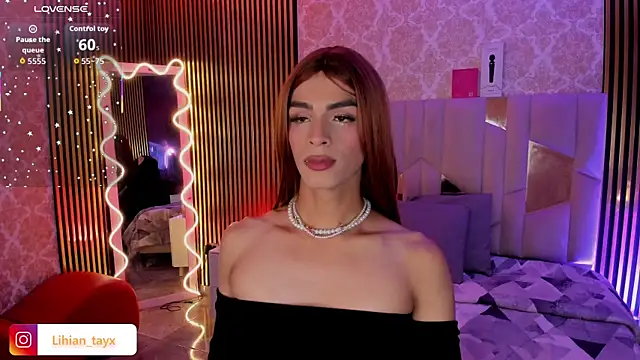 Snapshot of LIHIAN_TAY chatting on 10/17/25, 03:31 LIHIAN TAY online show from 10/17/25, 03:31