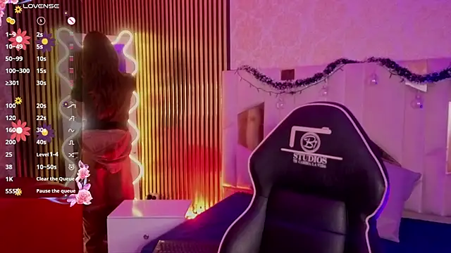 LIHIAN TAY online show from 01/09/26, 03:42