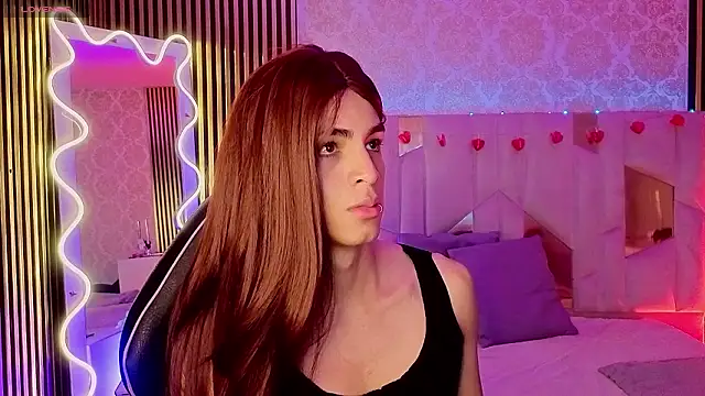 LIHIAN TAY online show from 03/26/26, 12:55